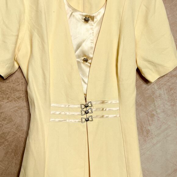 Vintage 90s Wayne Diamond Pale Yellow Layered Shift Dress Button Up Satin Retro - Picture 10 of 10